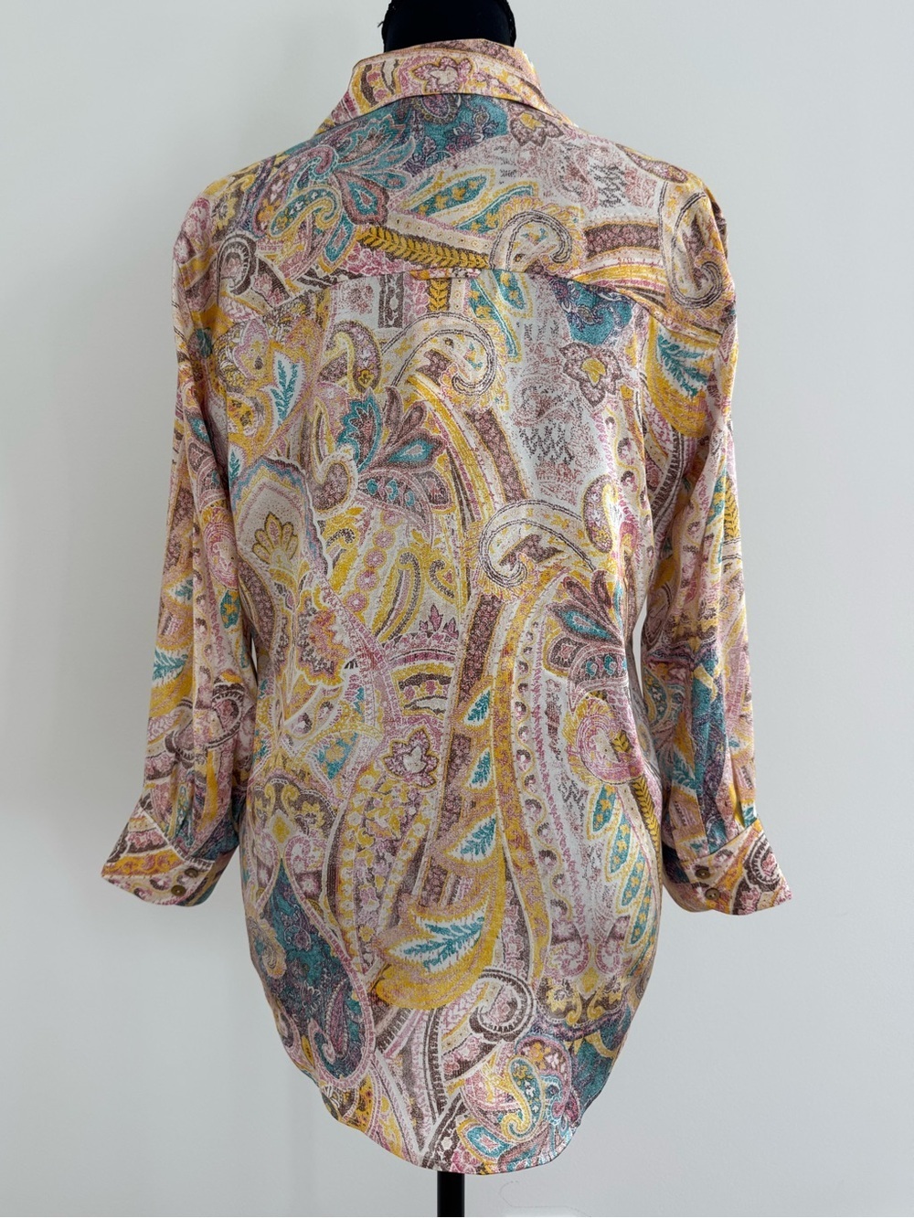 NWT, L'AGENCE Dani size S, Pastel Paisley Silk Button-Down Blouse, MSRP $345.00 - Picture 7 of 13